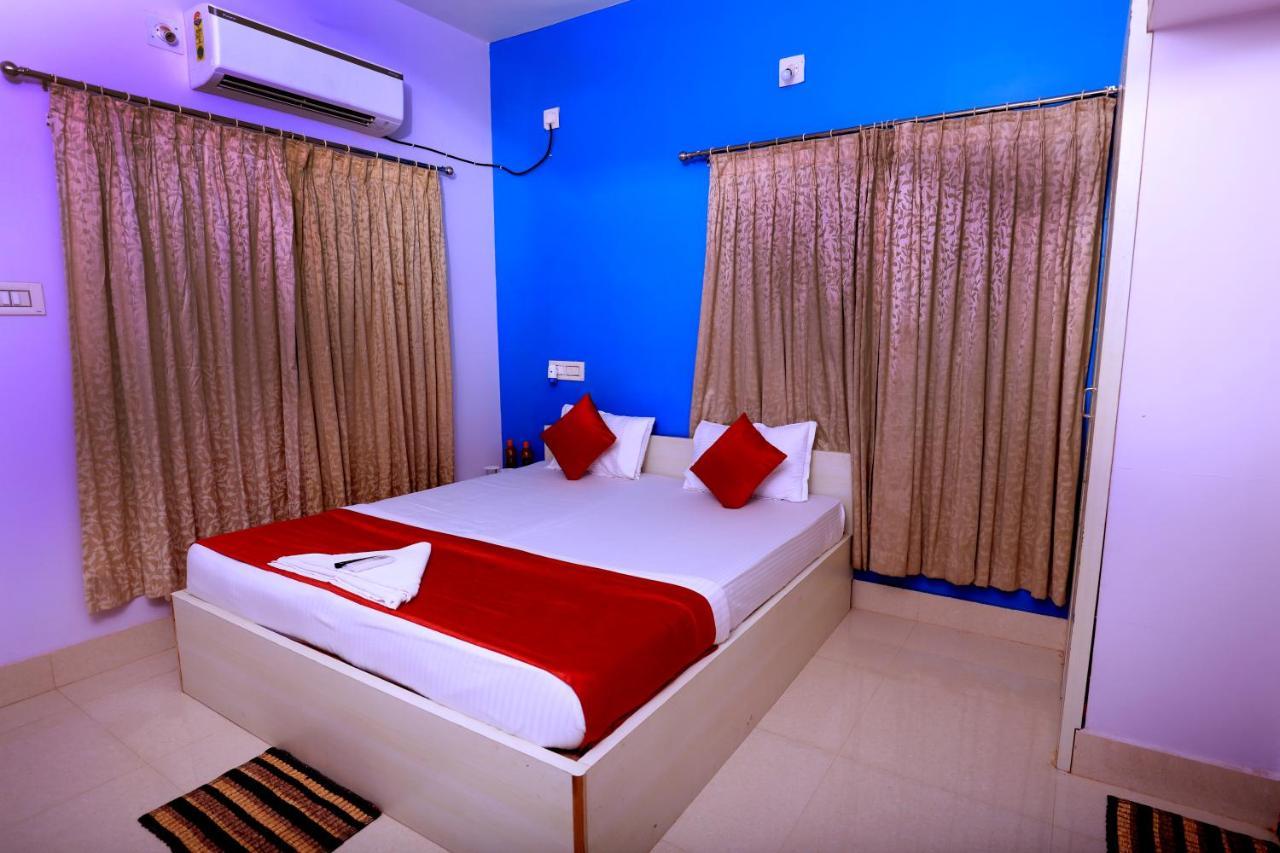 Railview Inn Bhubaneswar Ngoại thất bức ảnh