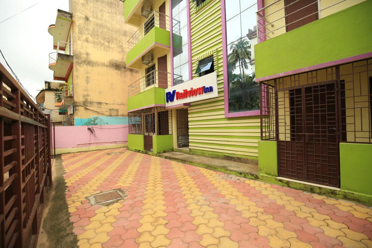 Railview Inn Bhubaneswar Ngoại thất bức ảnh