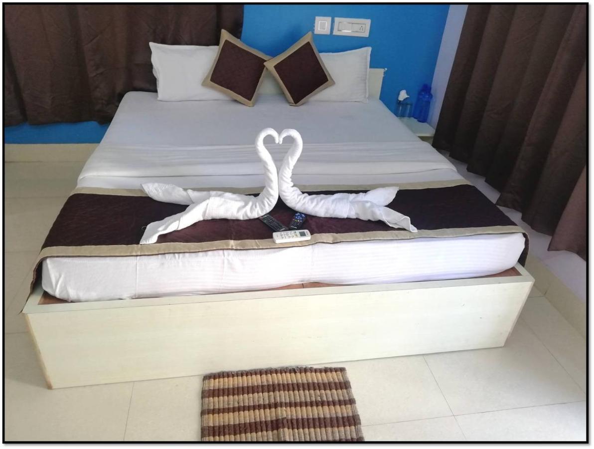 Railview Inn Bhubaneswar Ngoại thất bức ảnh